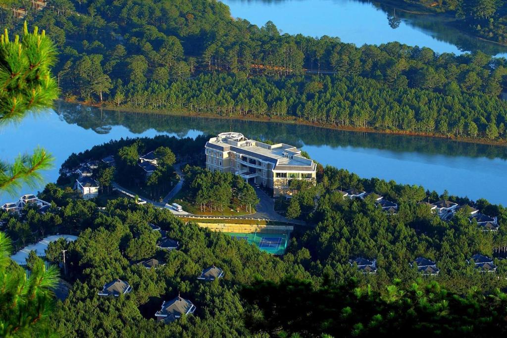 Dalat Edensee Lake Resort Spa Nơi lưu trú lý tưởng tại thành phố Đà Lạt